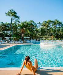 Piscina naturista en las Landas - Piscinas para naturistas en Francia