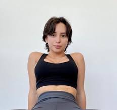 From wikimedia commons, the free media repository. Veronica V Perasso Wiki Height Age Facts Net Worth Stark Times