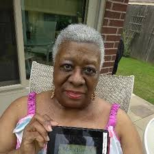 I am Still a Rose: Barbee, Tonya: 9781719376143: Amazon.com: Books