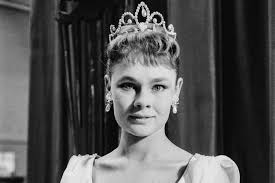 Judi Dench Life in Photos