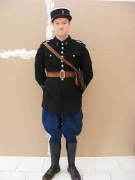 Tenues et casque de motards gendarmerie nationale. Les Tenues De La Gendarmerie