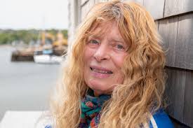 Marathon runner and her art serve as "Inspirations" for free concert