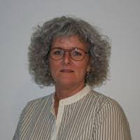 Myrna Berger's Instagram, Twitter & Facebook