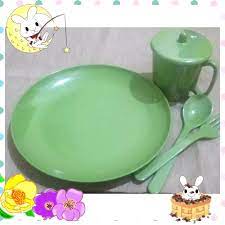 Cek model dan spesifikasinya hanya di sini! Jual Set Alat Makan Melamin Hijau Piring Jumbo Gelas Tutup Sendok Garpu Kota Malang Dreameririe Tokopedia