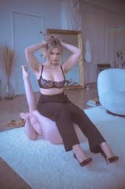 NYC Dominatrix Biography — Mistress Dasha Bond