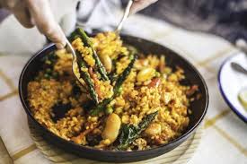 Tous En Cuisine Bienvenue En Ete Avec La Paella De Cyril Lignac Biba Magazine Aliments Complets Recette Moussaka Alimentation