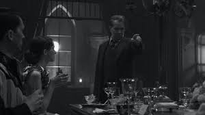 Au bout des doigts est un film (1h 46min) de ludovic bernard (26 décembre 2018) avec kristin scott thomas, lambert wilson, karidja touré. Mank Le Nouveau David Fincher Est Un Film Obsessionnel Et Passionnant Critique Premiere Fr