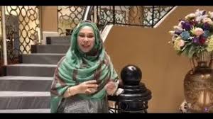Penyanyi :dato seri vida lagu : An Analysis Of Qu Puteh S Datuk Vida S Appeal To Malaysia