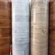 أرضيات جلد لينو ليوم 1 يمكن وضعه على ورق جدران السمان Facebook