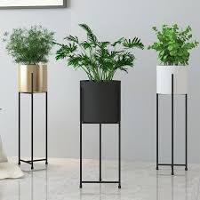 Tall Classy Plant Stand And Pot In 2020 Plantenstandaard Plantenstaander Woonkamerplanten