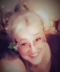 Tina Tabor's Instagram, Twitter & Facebook