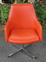 Vintage Retro Orange Vinyl Swivel Arm Chair Chrome Base By Jansko Mod Office Desk Chair Mid Century 55 00 V Vintage Chairs Swivel Armchair Mid Century Chair