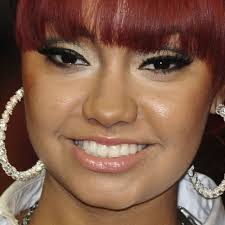 Include (or exclude) self posts. Leigh Anne Pinnock Makeup Charcoal Eyeshadow Taupe Eyeshadow Peach Lipstick Steal Her Style