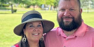 Shawn Weddle's Instagram, Twitter & Facebook