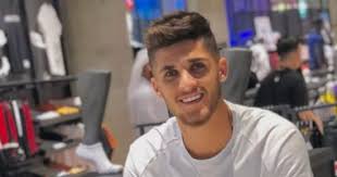 نجل الشيخ عبد الباسط عبد الصمد يروى لـهذا الصباح تجليات صاحب الحنجرة الذهبية. Ù‚ØµØ© ØµÙˆØ± Ø£Ø­Ù…Ø¯ Ø§Ù„Ø´ÙŠØ® ÙÙ‰ Ù…Ù‡Ù…Ø© ØªØµØ­ÙŠØ­ Ø§Ù„Ù…Ø³Ø§Ø± ÙÙ‰ Ø§Ù„Ø£Ù‡Ù„Ù‰ Ø§Ù„ÙŠÙˆÙ… Ø§Ù„Ø³Ø§Ø¨Ø¹