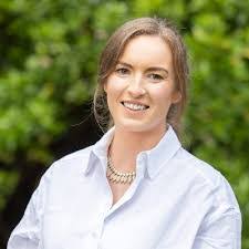 Carly Mooney's Instagram, Twitter & Facebook