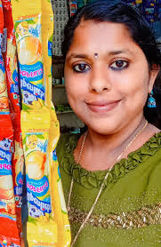 തളർത്താൻ ആയിരം പേർ കാണും😊 എങ്കിൽ താങ്ങായി നമുക്ക് എപ്പോളും ഒരു കരം  കൂടെയുണ്ടെങ്കിൽ ഏതു പ്രതിസന്ധികളെയും തരണം ചെയ്ത് മുന്നോട്ടു പോവാൻ ...