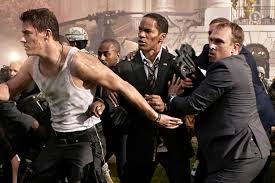 Capitol policeman john cale has just been denied his dream job with the secret service of protecting president james sawyer. White House Down Destroying America In Order To Save It Salon Com