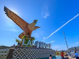 #1 restoran kak yan nasi campur. 15 Tempat Dan Aktiviti Menarik Yang Perlu Anda Cuba Kalau Ke Pulau Langkawi Libur