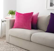 Allo stesso modo puoi fare per uno spazio aperto, dove tra le varie colorazioni e materiali dei cuscini ikea avrai l'imbarazzo della scelta. Sorprendente Ikea Cuscini Divano Cuscini