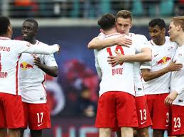 Trainer ralf rangnick von rb leipzig hat andeutungen gemacht, dass es vor dem spiel gegen red bull salzburg (2:3) zum auftakt der gruppenphase in der europa league zu undiszipliniertheiten. Uefa May Stop Red Bull Leipzig From Entering Champions League