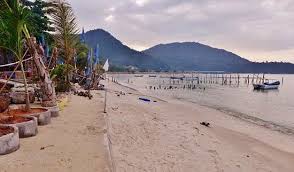 Art & garden by fuan wong. Teluk Bahang Beach Tanjung Bungah 2021 All You Need To Know Before You Go With Photos Tripadvisor