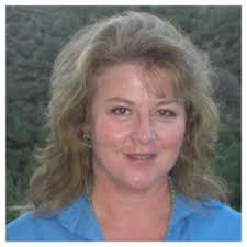 Delia Whitehead's Instagram, Twitter & Facebook