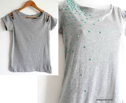 Sign up for the buzzfeed diy newsletter! Simple T Shirt Decorating 15 Easy Ideas To Make Your Own Custom T Shirt Sew Guide