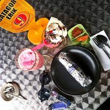 Nasi Bakar Sapi Lada Hitam Ice Cream Sandwich Yogurt Strobrerry
