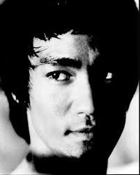 Amazon.com: Posterazzi Bruce Lee Close Up In Game Of Death Black And White  Photo Print (8 x 10)