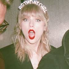 May 12, 2021 · taylor swift took her global icon crown at the brit awards 2021 and made history while she was at it. Taylor Swift Icons