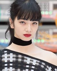 twitter 小松菜奈 日本人モデル 顔 ほくろ