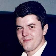 David Fincher or Christopher Nolan whos better as Director in your opinion