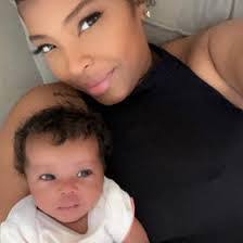 Ashley Roye's Instagram, Twitter & Facebook