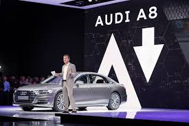 La nocturne continue sur les stands bmw amplitude tours et mini store tours au salon de l'auto au parc expo de tours. Automobile Le Salon Geant De Francfort Douche Par La Crise Automobile