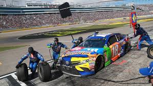 Engineers and shock technicians can make $100,000 and up, while guys with good track records in nextel cup or who go over the wall on race day as pit crew members may earn. My Experience As A Honorary Joe Gibbs Racing Pit Crew Member Nascar Com