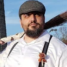 Robin Easter's Instagram, Twitter & Facebook