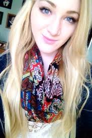 Hiiii, I'm Jill 46 from Windsor Ontario. Newly single and not looking to  find any romance here, just genuine connections, meet some women in my  community! I'm a runner and a swimmer,