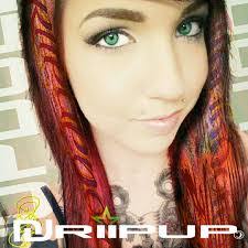 Melanie Amos's Instagram, Twitter & Facebook