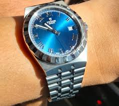 The tudor royal range makes the sunray motif on its dials its own. Tudor Royal Blue 2020 38mm Luxury Watches On Carousell