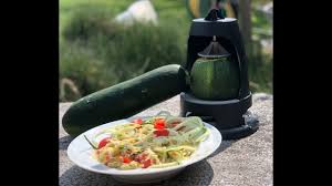 How to spiralize zucchini with pampered chef. Zucchininudeln Mit Dem Gemuseschneider Von Pampered Chef Youtube