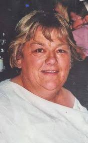 Sara Bourke's Instagram, Twitter & Facebook