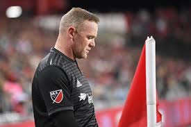 Wayne mark rooney is an english footballer widely regarded as one of the best. Wayne Rooney Vom Wunderkind Zum Spielertrainer Nzz
