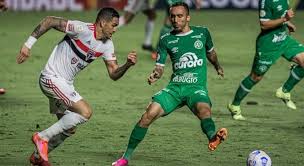 De sobrevivir al accidente aéreo de chapecoense a sacarlo campeón. Sao Paulo Tem Expulso Leva Empate Da Chapecoense E Continua Mal Esportes R7 Futebol