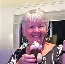 Hi, does anyone know if anywhere in town gives away free coat hangers or  sells them for cheap please