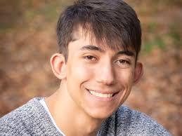 Valedictorian and salutatorian named for Hopewell class of 2021