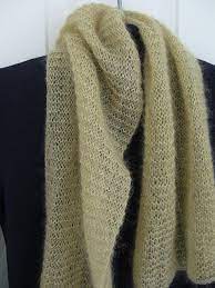Cumbria fingering, a merino/brown masham/mohair blend, creates crisp lines while. Ravelry Simple Mohair Scarf Pattern By Ros Badger