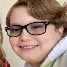 Dustin Spencer's Instagram, Twitter & Facebook