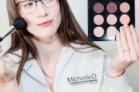 Mobile makeup artist for weddings in Massachusetts