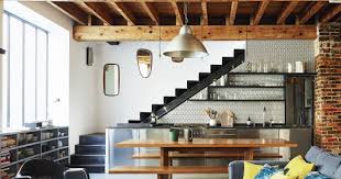 Alors, votre recherche s'arrête ici, car c'est sur notre site que vous allez découvrir les meilleures idées et astuces pour bien réussir votre rénovation escalier. Deco Cage D Escalier 20 Idees A Copier Marie Claire